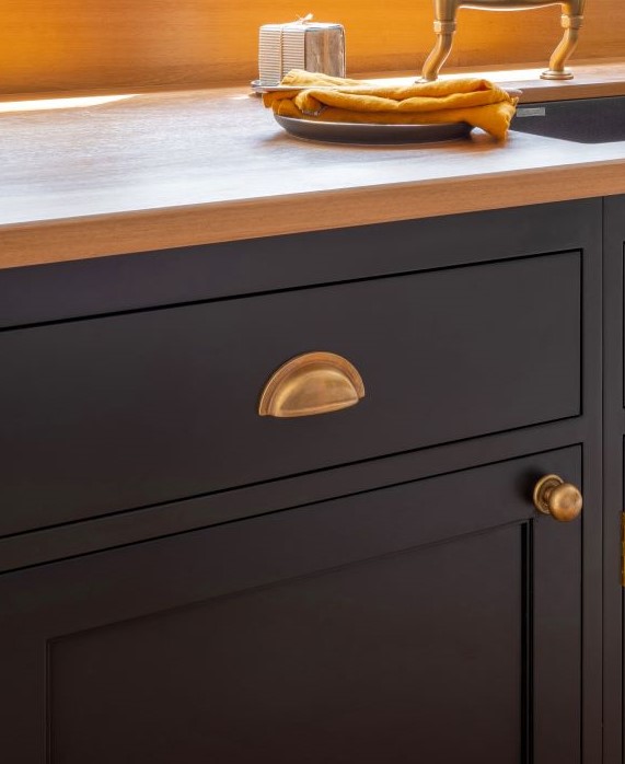 shaker door
